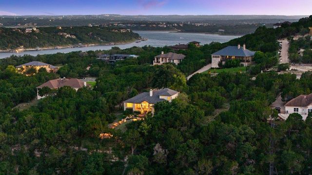 17312 Northlake Hills DR, Jonestown, TX 78645