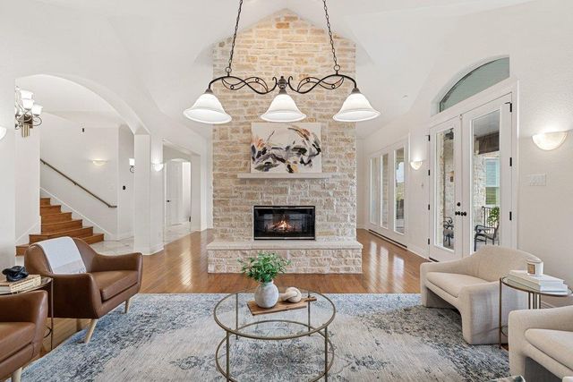 17312 Northlake Hills DR, Jonestown, TX 78645