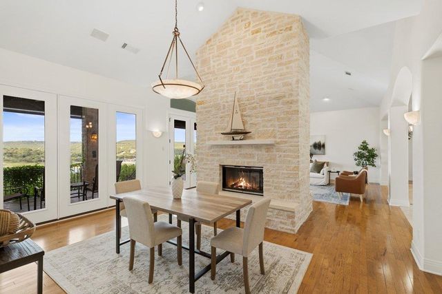 17312 Northlake Hills DR, Jonestown, TX 78645