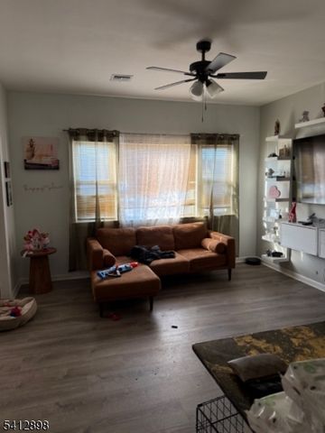 191 1St Ave, Newark City, NJ 07107