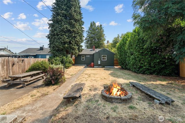 3716 E G Street, Tacoma, WA 98404