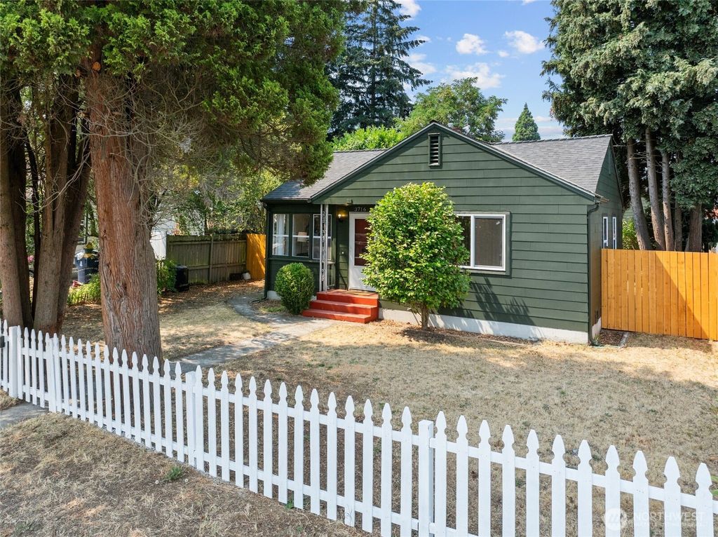 3716 E G Street, Tacoma, WA 98404