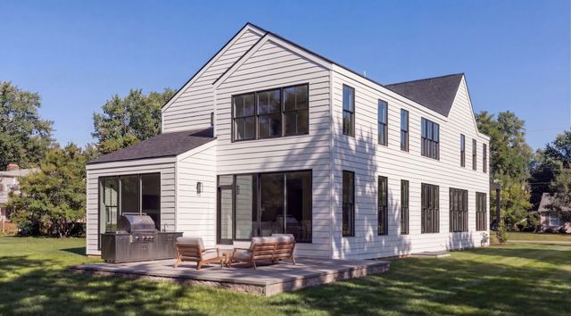 4432 Harvey Avenue, Western Springs, IL 60558