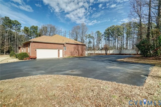 9201 Wilmecote Ave, Henrico, VA 23228