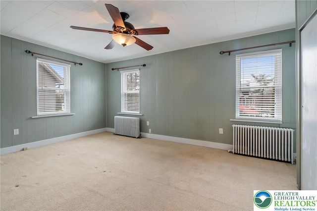 743 Front Street, Hellertown Boro, PA 18055