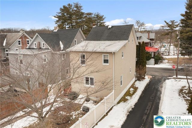 743 Front Street, Hellertown Boro, PA 18055