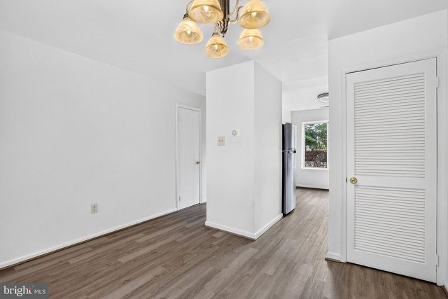 102 TEAL CT, East Windsor, NJ 08520