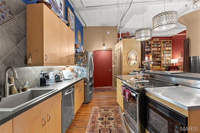 1010 Saint Charles Street 701, St Louis, MO 63101