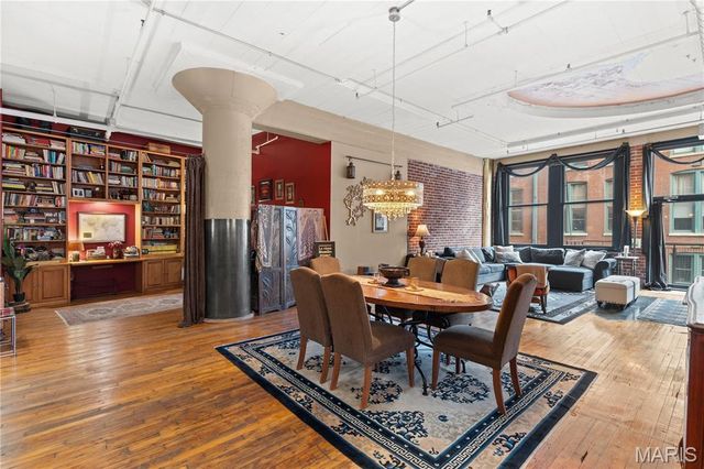 1010 Saint Charles Street 701, St Louis, MO 63101