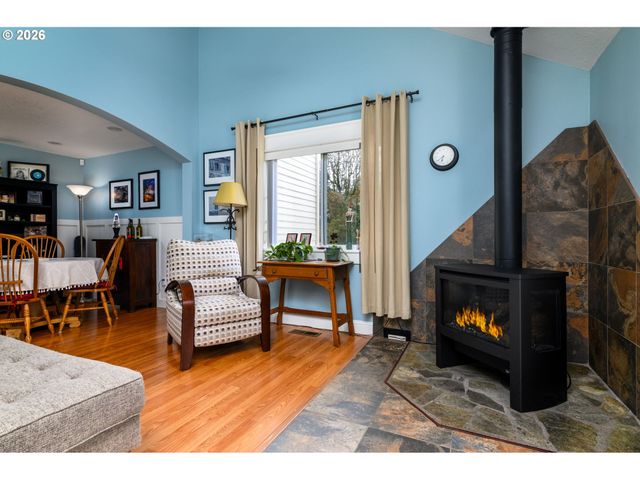 12542 Se MT SCOTT Blvd, Happy Valley, OR 97086