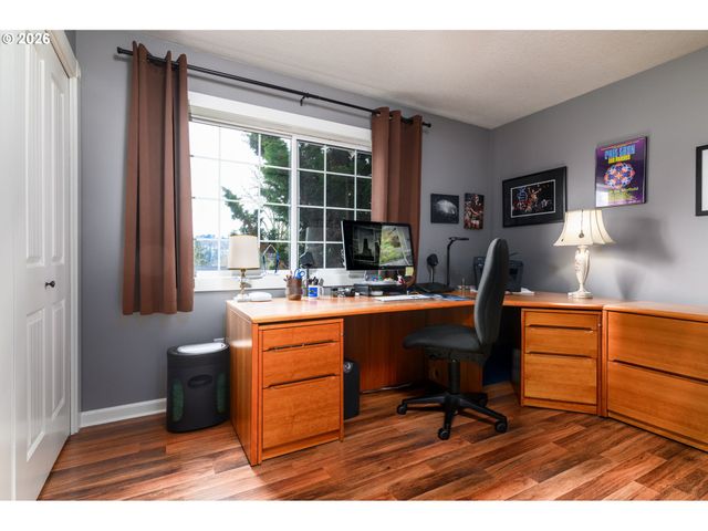 12542 Se MT SCOTT Blvd, Happy Valley, OR 97086