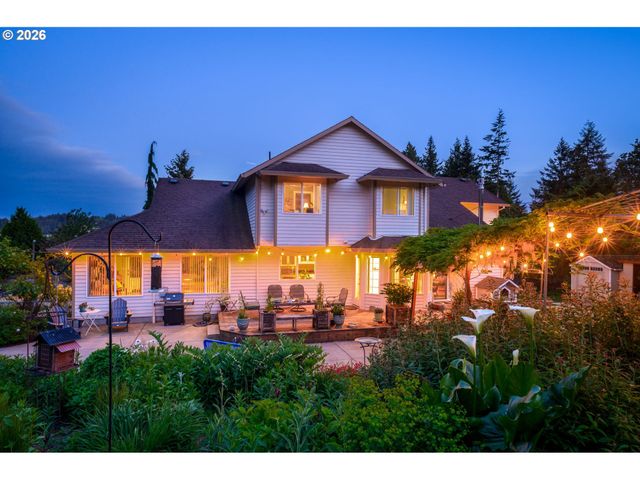 12542 Se MT SCOTT Blvd, Happy Valley, OR 97086