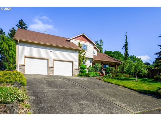 12542 Se MT SCOTT Blvd, Happy Valley, OR 97086