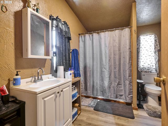 1632 BROWN St, Woodburn, OR 97071