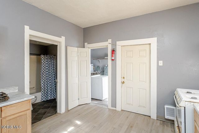 115 Lake Shore Avenue, Toledo, OH 43609