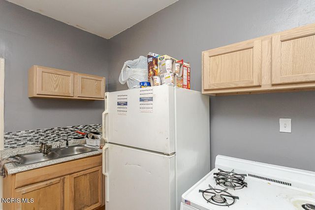 115 Lake Shore Avenue, Toledo, OH 43609