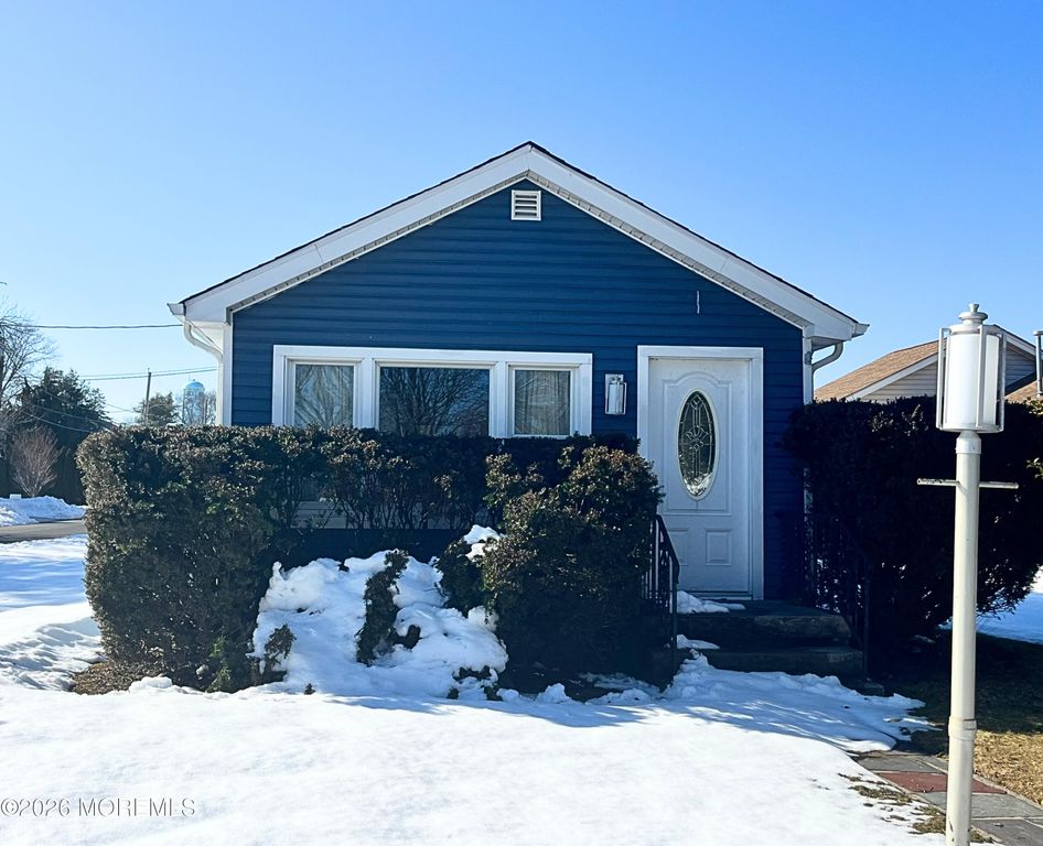 1407 Edgemere Road, Wall, NJ 07719