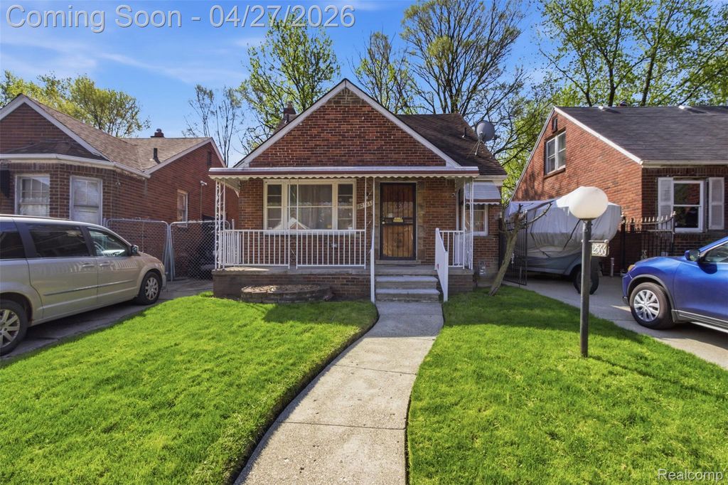12566 Maiden Street, Detroit, MI 48213