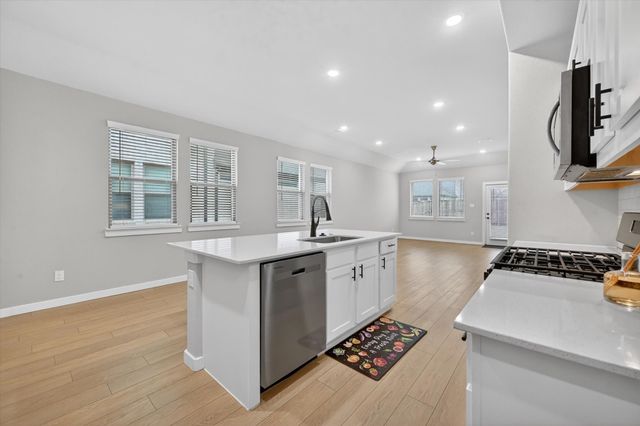 222 Goosewood Drive, Princeton, TX 75071