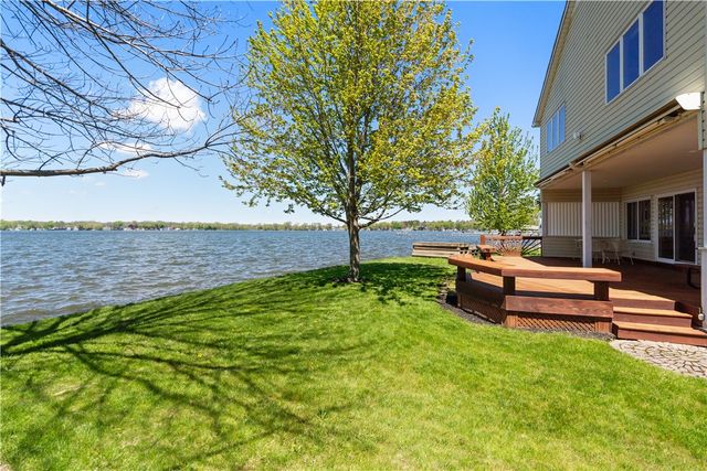 3660 Shoreline Dr, Livonia, NY 14487