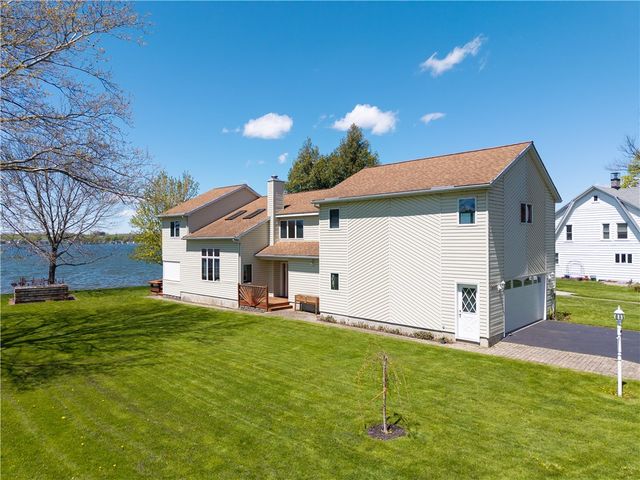 3660 Shoreline Dr, Livonia, NY 14487