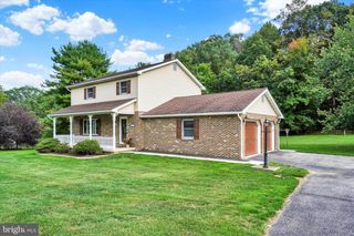 3407 STICKS RD, Glen Rock, PA 17327