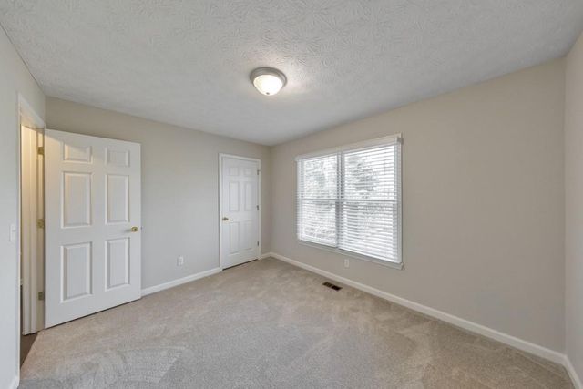 604 Stoney Creek Road, Woodstock, GA 30188