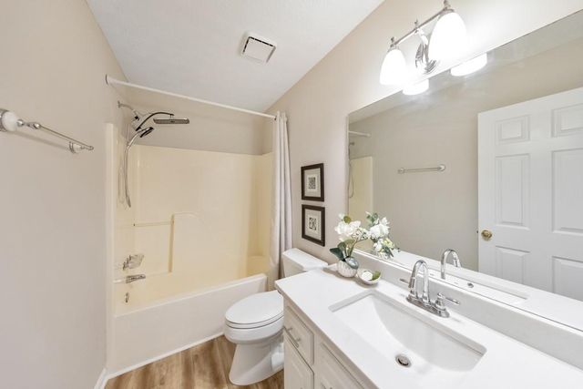 604 Stoney Creek Road, Woodstock, GA 30188