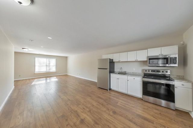 604 Stoney Creek Road, Woodstock, GA 30188