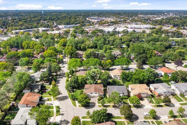 1704 N Drury Lane, Arlington Heights, IL 60005