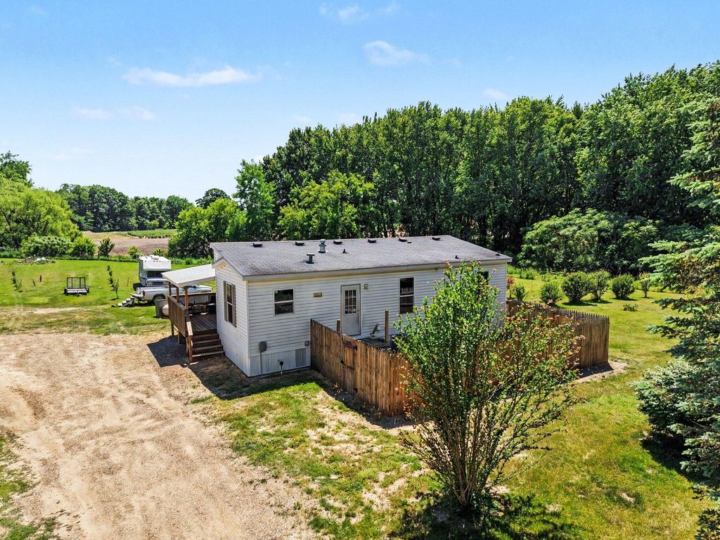 68699 38th Avenue, Covert Twp, MI 49043
