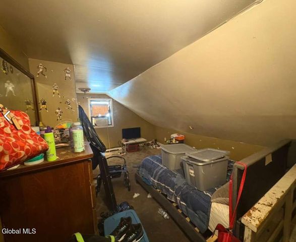 29 Emmett Street, Albany, NY 12204