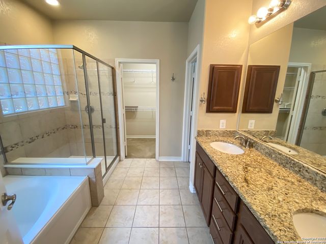 18302 CAMINO DEL MAR, San Antonio, TX 78257