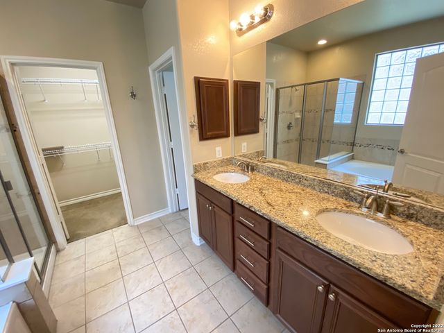 18302 CAMINO DEL MAR, San Antonio, TX 78257