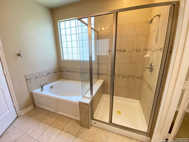 18302 CAMINO DEL MAR, San Antonio, TX 78257