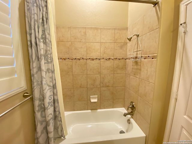 18302 CAMINO DEL MAR, San Antonio, TX 78257