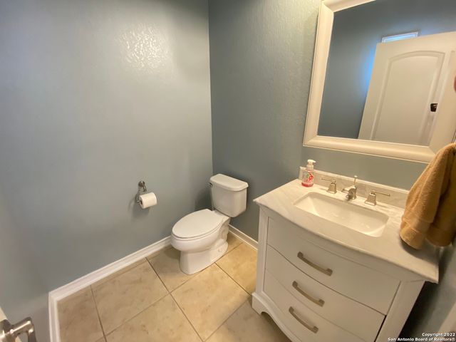 18302 CAMINO DEL MAR, San Antonio, TX 78257