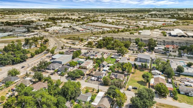 2084 Harland Drive, Houston, TX 77055