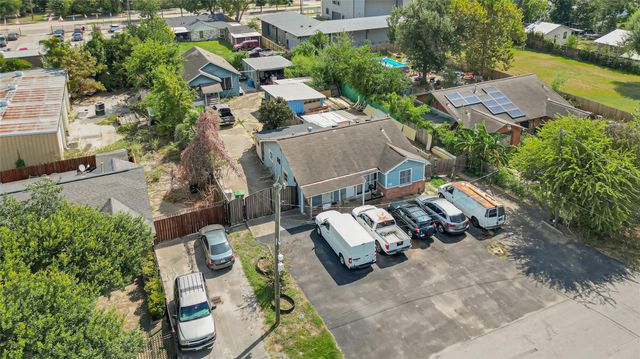 2084 Harland Drive, Houston, TX 77055
