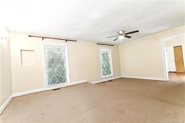 434 Lynhurst Drive, Fayetteville, NC 28314