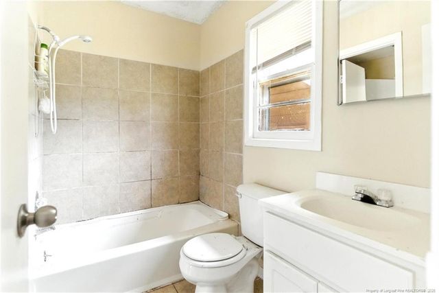 434 Lynhurst Drive, Fayetteville, NC 28314