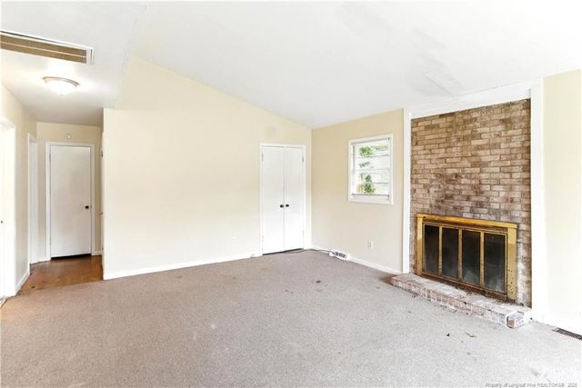 434 Lynhurst Drive, Fayetteville, NC 28314