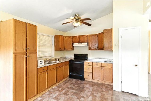 434 Lynhurst Drive, Fayetteville, NC 28314