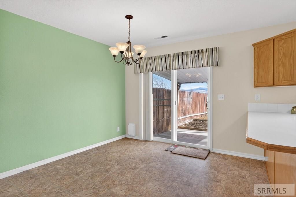 Image 14 of property listing at 4274 Henderson Lane, Pocatello, ID 83202