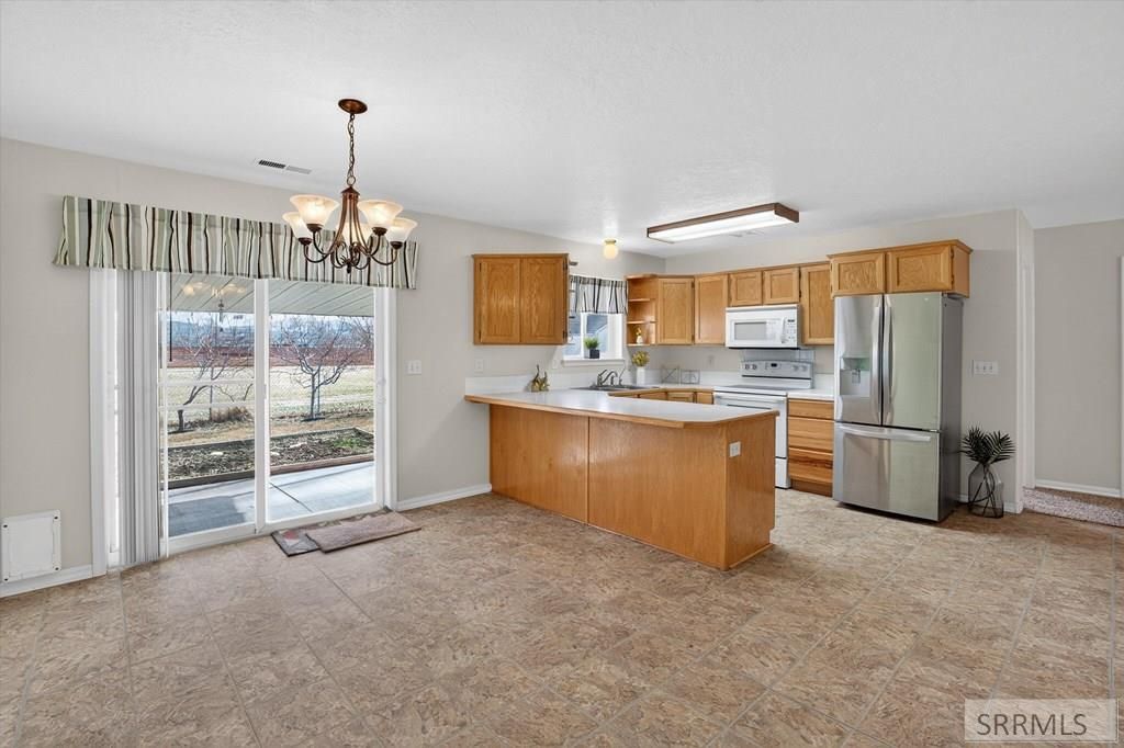 Image 15 of property listing at 4274 Henderson Lane, Pocatello, ID 83202