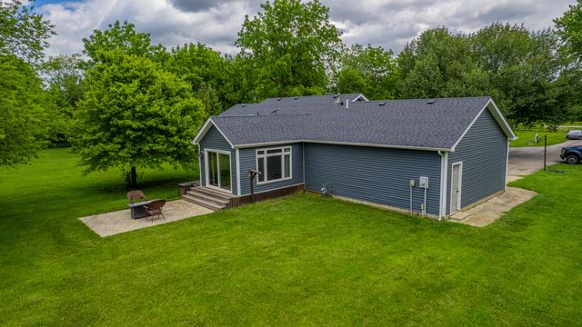 10852 N 100 E, Wheatfield, IN 46392