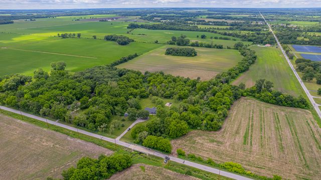 10852 N 100 E, Wheatfield, IN 46392