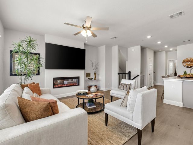 381 Blackthorne Drive, Plano, TX 75074