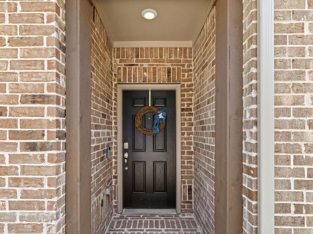 381 Blackthorne Drive, Plano, TX 75074