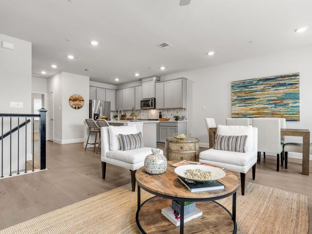 381 Blackthorne Drive, Plano, TX 75074